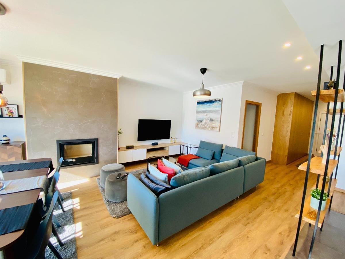 Lovely Apartment For Family And Group Of Friends Povoa de Santa Iria Exterior photo