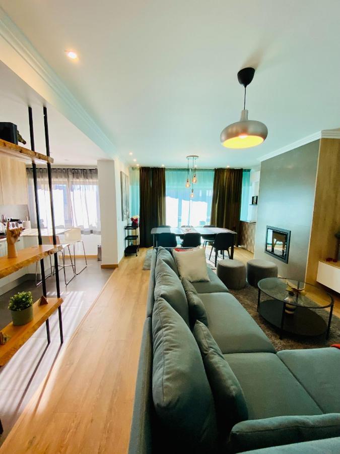 Lovely Apartment For Family And Group Of Friends Povoa de Santa Iria Exterior photo