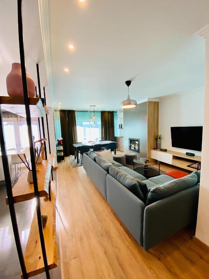 Lovely Apartment For Family And Group Of Friends Povoa de Santa Iria Exterior photo