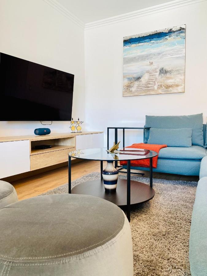 Lovely Apartment For Family And Group Of Friends Povoa de Santa Iria Exterior photo