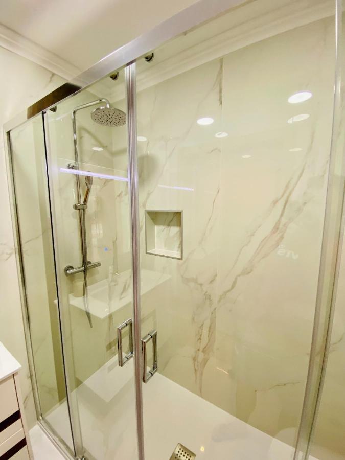 Lovely Apartment For Family And Group Of Friends Povoa de Santa Iria Exterior photo