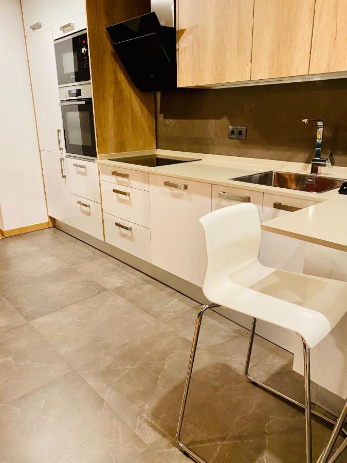 Lovely Apartment For Family And Group Of Friends Povoa de Santa Iria Exterior photo