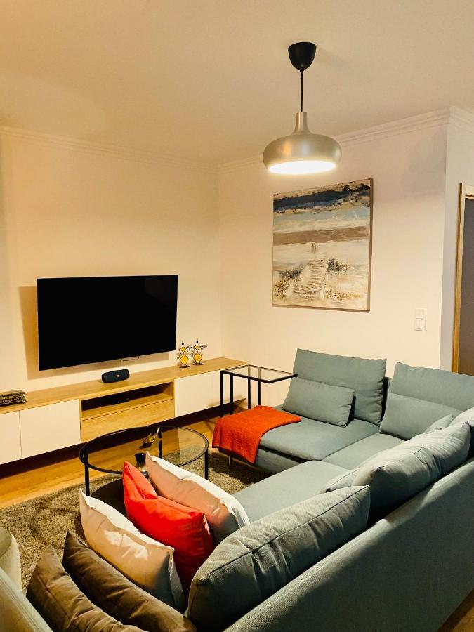 Lovely Apartment For Family And Group Of Friends Povoa de Santa Iria Exterior photo